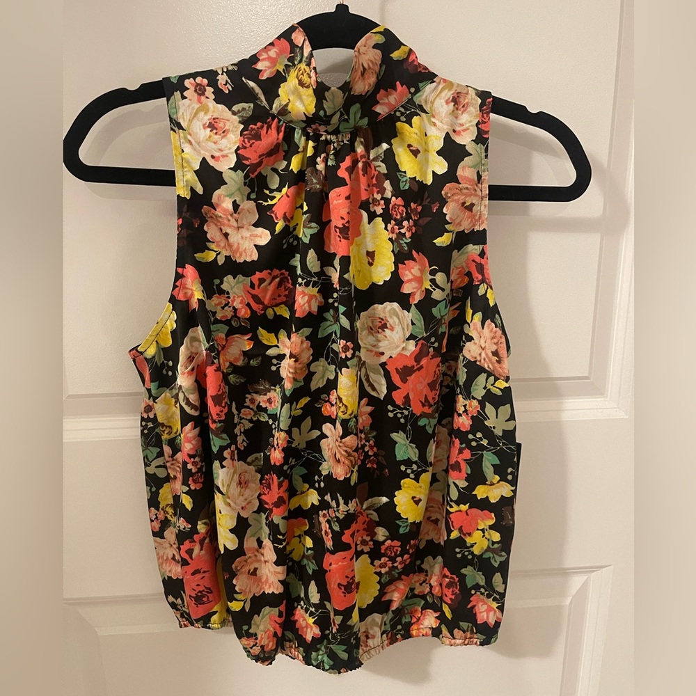 I.N.C International Concepts, Floral Top, Size Medium, New With Tags